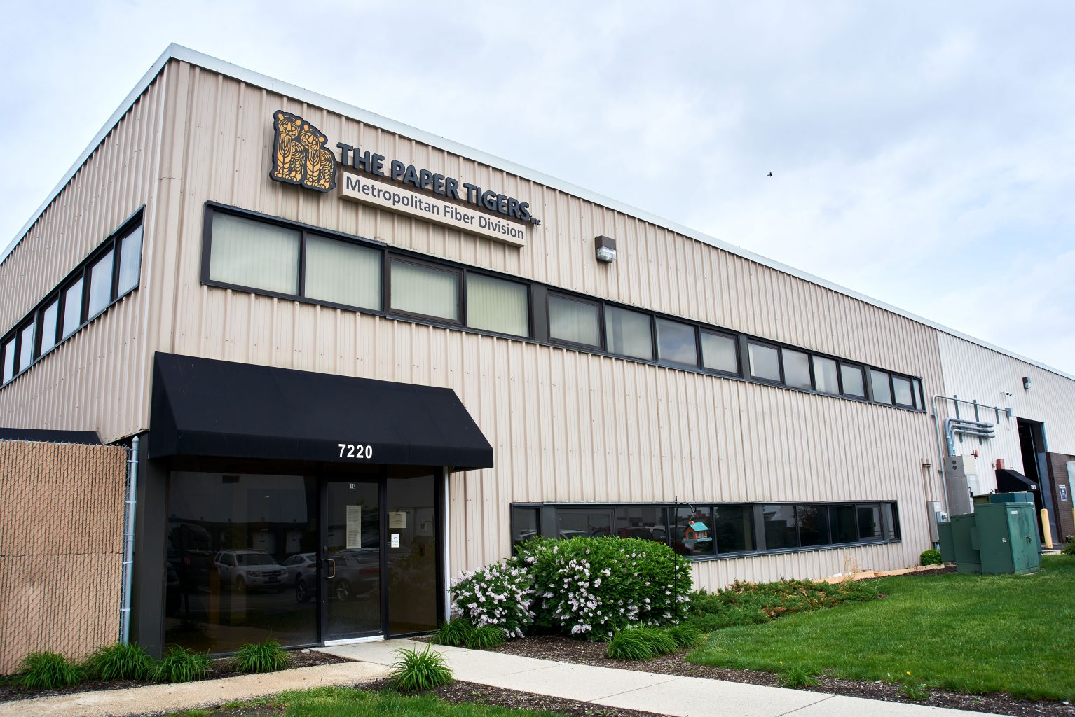 Hodgkins, Illinois Paper Tigers office